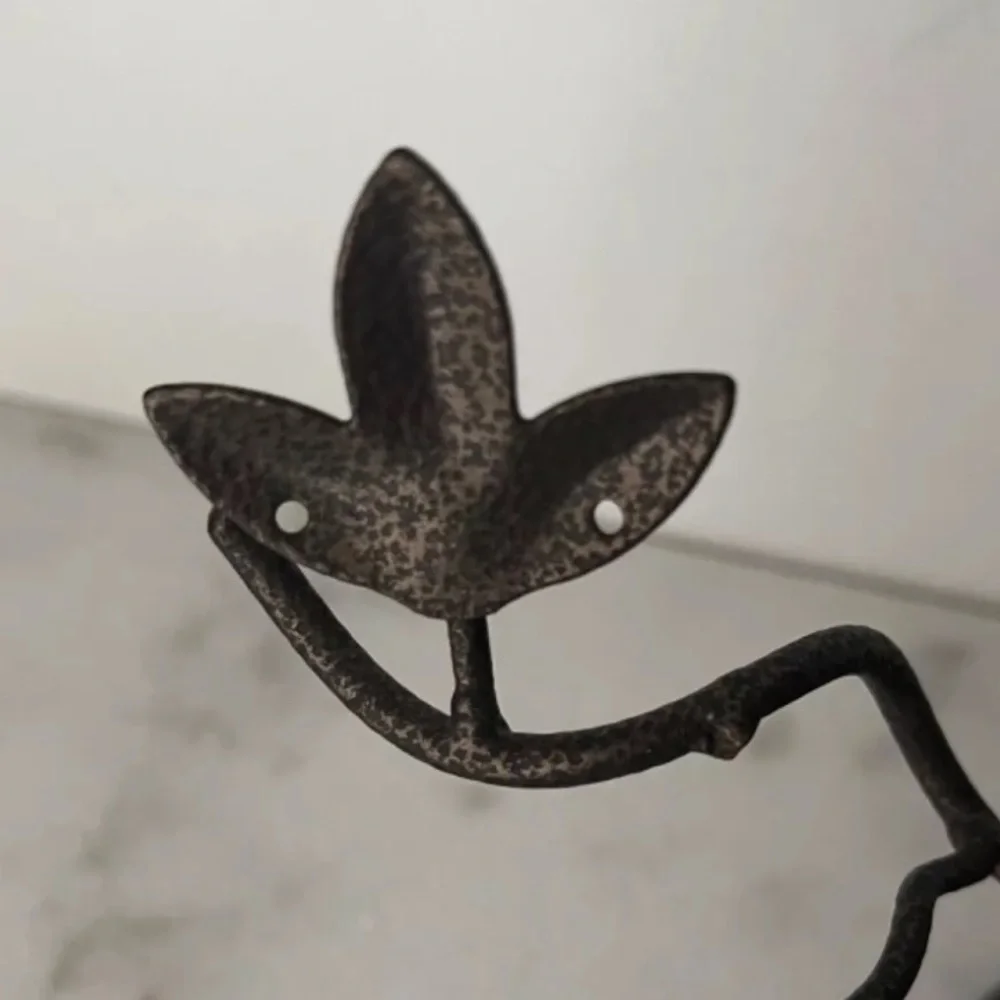 Jewelry stand Elegant Bronze Tree Sculpture - Picture 5 of 10